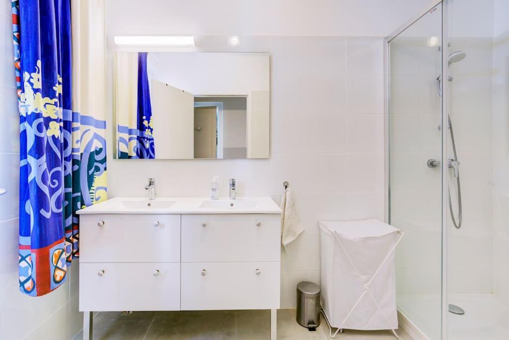Appartement Place Des Halles Sète Kültér fotó